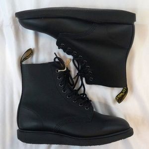 doc martens softwair